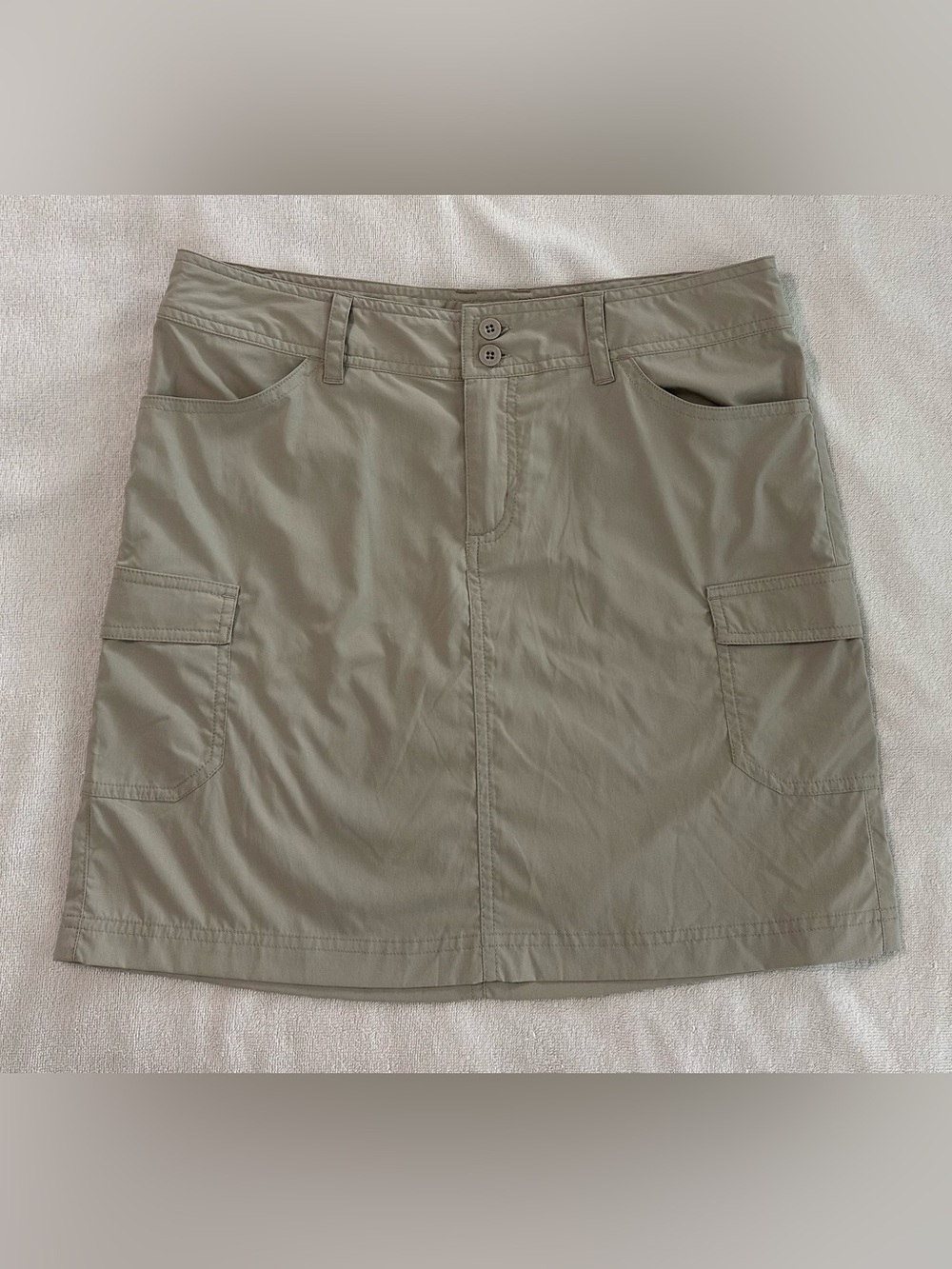 Patagonia Women’s Khaki Cargo Skirt Size 6 Outdoor Hiking Travel Utility